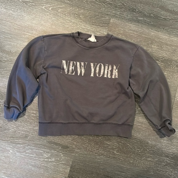 H+M New York sweater - Picture 1 of 3